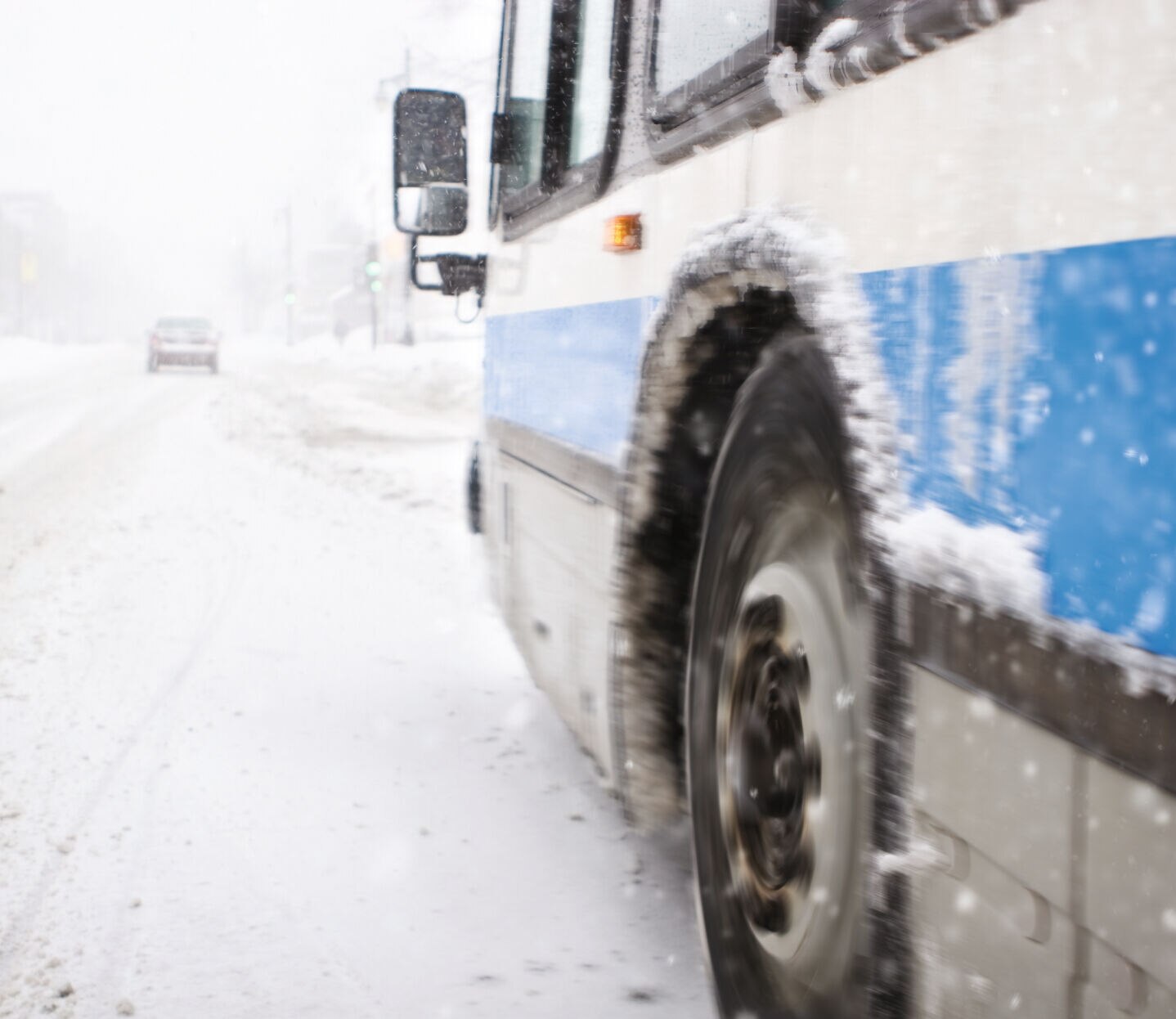 Bus Roadmaster Tires